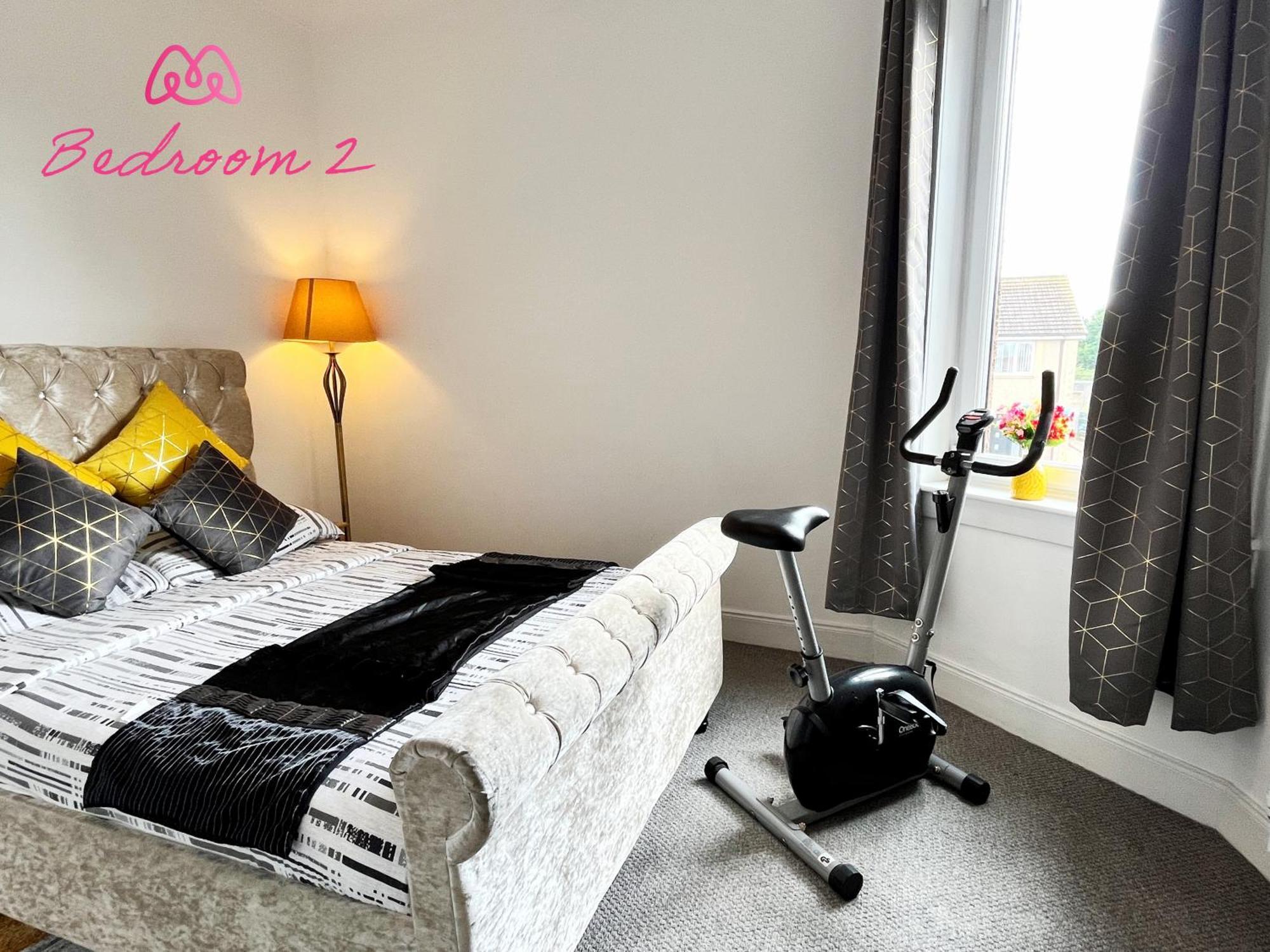 2 Bedrooms Entire Apartment Self Check In Kelty Extérieur photo