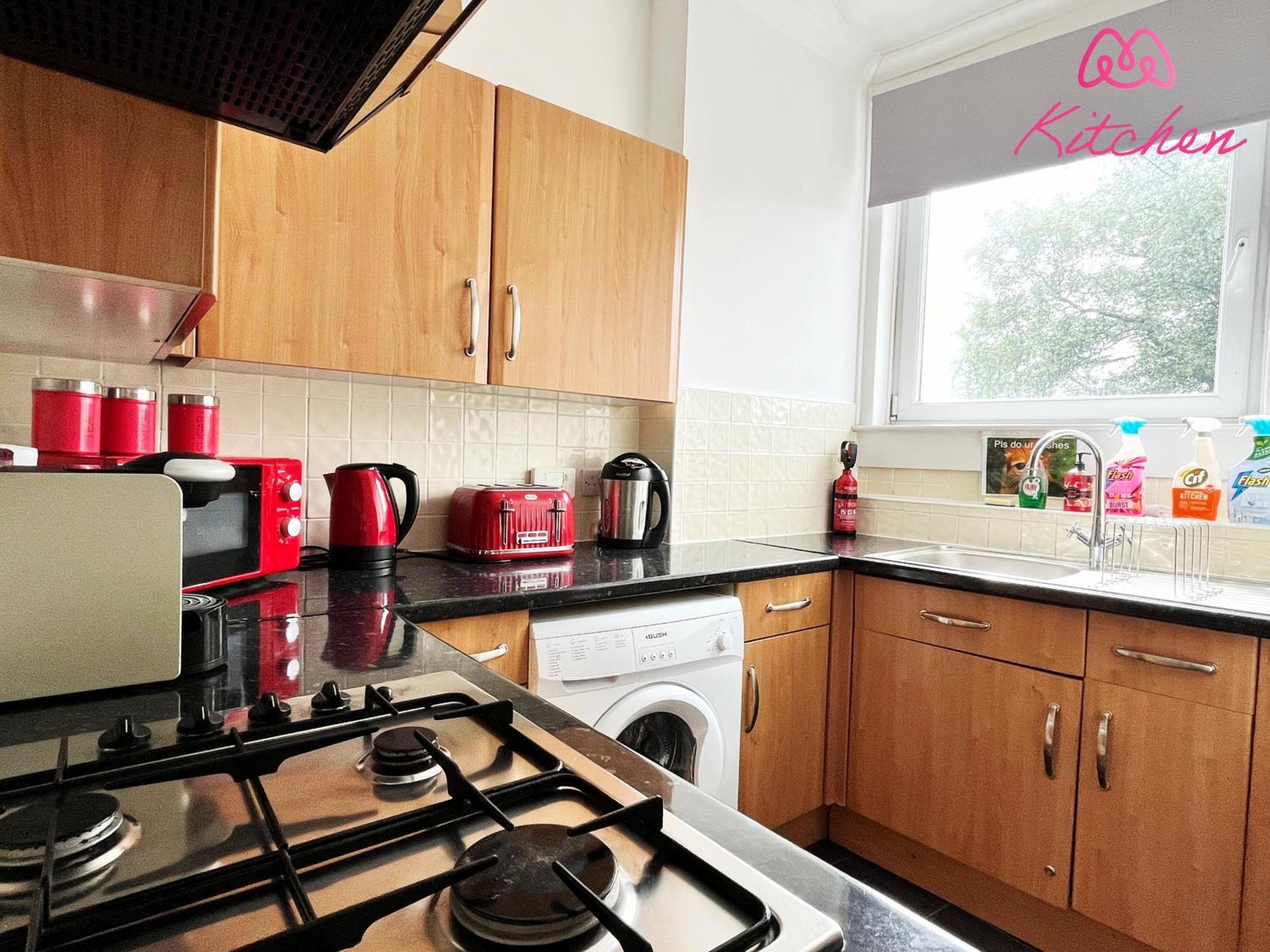 2 Bedrooms Entire Apartment Self Check In Kelty Extérieur photo